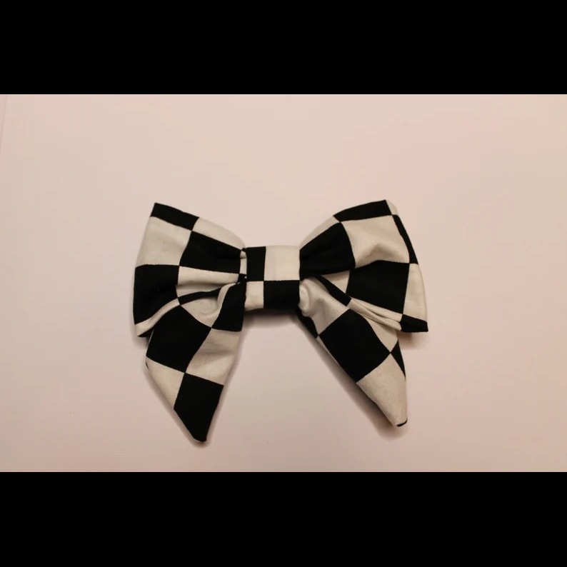 Checkered Bow